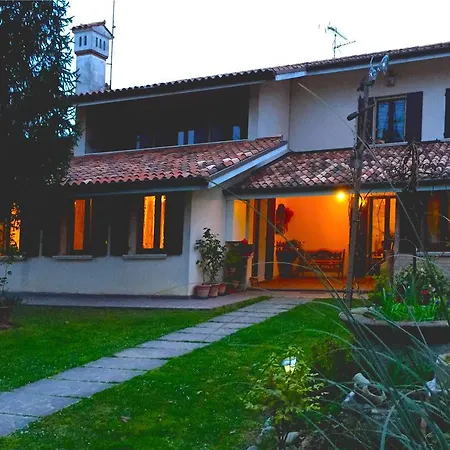 Casa Della Nonna Apartment